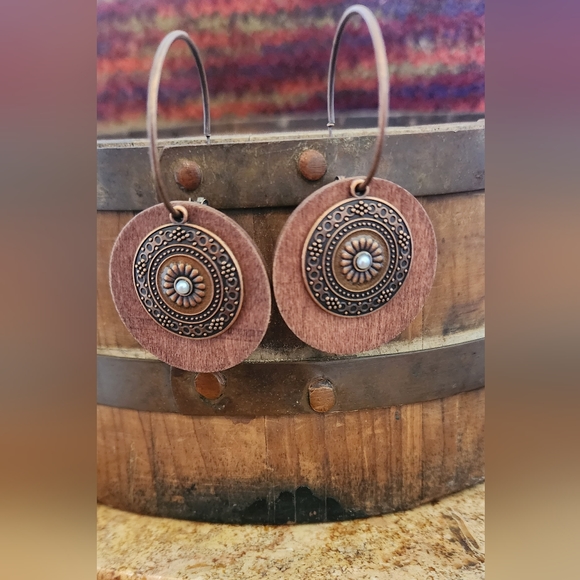 Bohemian Style Wood Dangle Earrings - Picture 4 of 6